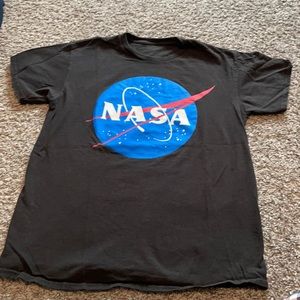 Comfy t-shirt, size medium